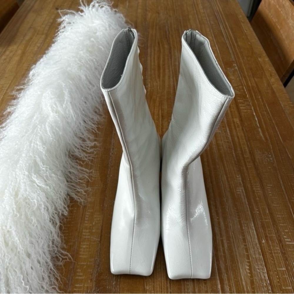 Elegant White Womens Boots